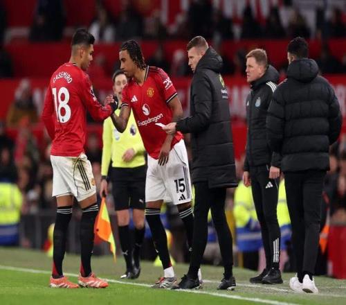 梅努哥哥现,身曼联赛场,恤口号引关,分分彩,彩票平台,在线投注,高频彩票,快速开奖